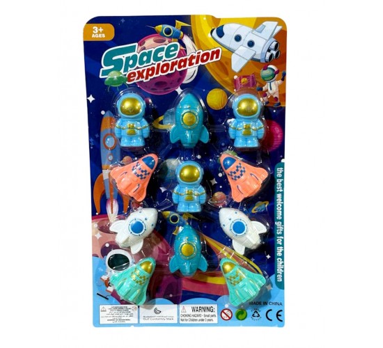 T-517 كارت صواريخ مع رائد فضاء