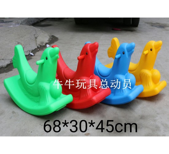 W70-36 دولفين هزاز 30*68*54 سم 