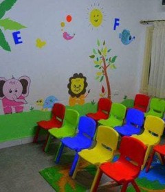 الكراسي والترابيزات